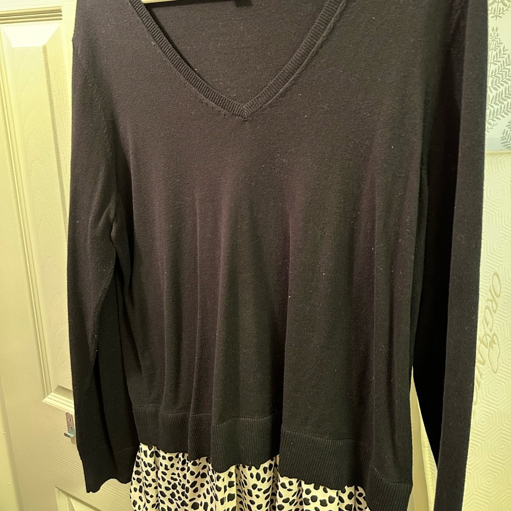 Black v-neck Loft sweater with peplum